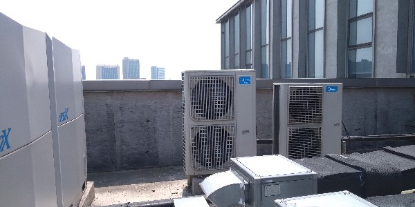 商用中央空调多少钱？2026最新报价解析及安装费用参考