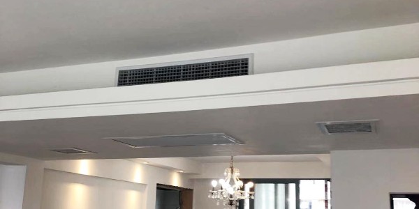 风管机出风口的优缺点分析