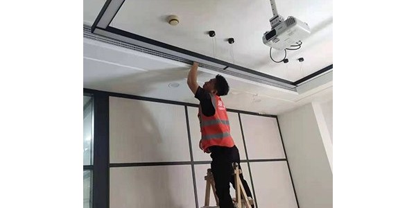 老旧空调制冷差？维修还是换新，越邦机电给你专业建议