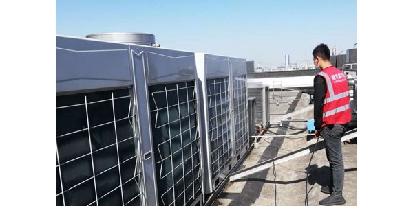 商用中央空调保养周期详解：2026年上海办公楼维保计划表