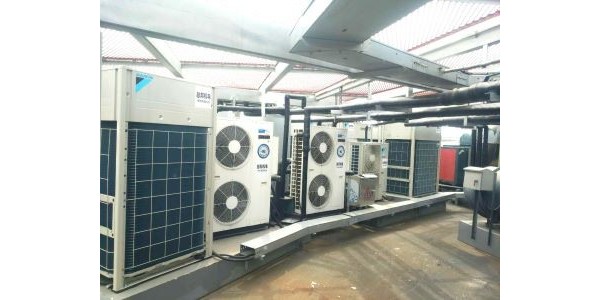 立式空调网怎么拆开清洗