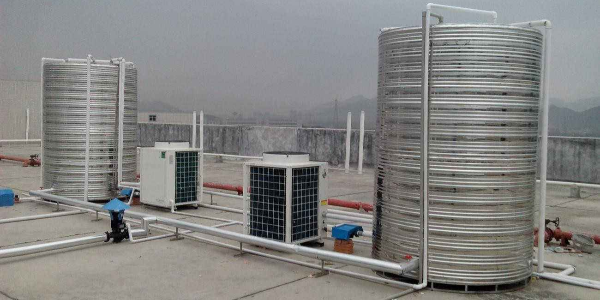 采暖+热水供应：空气能热泵成为清洗供暖新选择